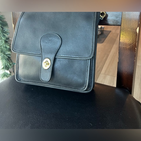 Coach Handbags - Vintage 1994 Coach Station Bag. Made in the USA. Beautifully reconditioned.